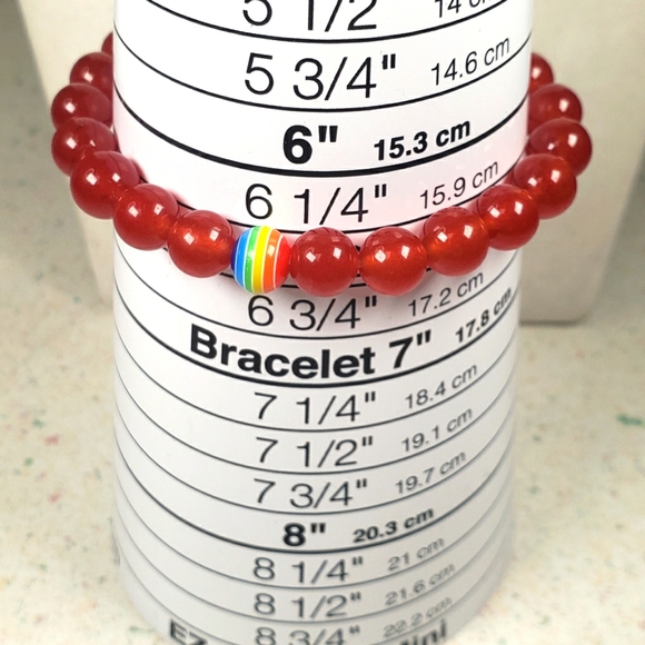 Red Agate Crystal Gemstone Round Beads Stretch Bracelet with One Rainbow … - Picture 3 of 5